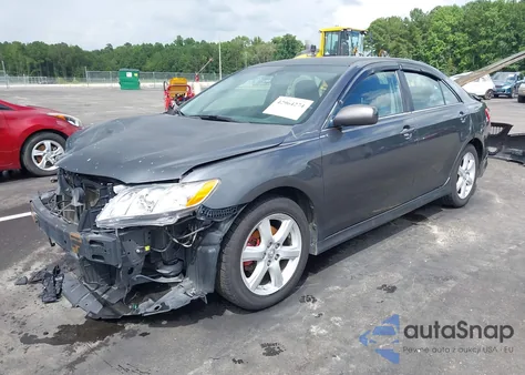2008 Toyota Camry Se z USA, uszkodzony, nr VIN 4T1BE46K58U262526